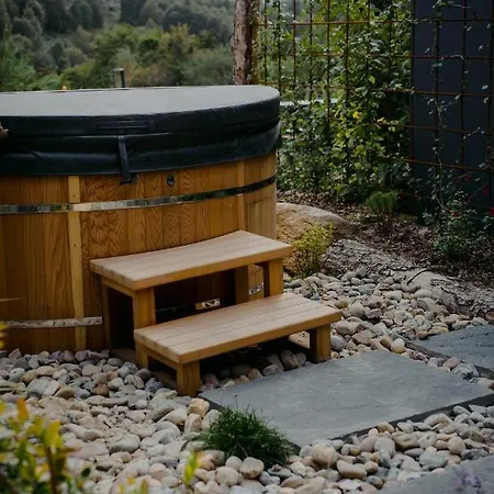 The Deerstone Luxury Eco Hideaway * Laragh