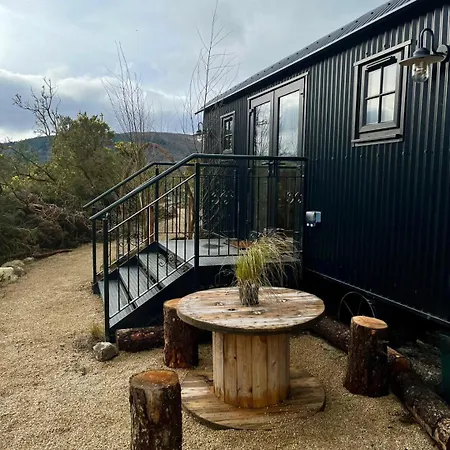 The Deerstone Luxury Eco Hideaway * Laragh