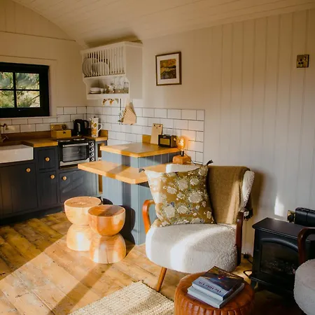 Villa The Deerstone Luxury Eco Hideaway *