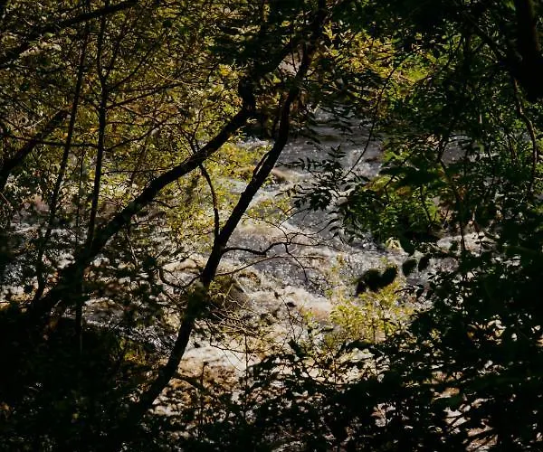 Вилла The Deerstone Luxury Eco Hideaway Лара