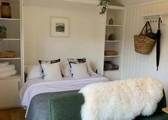 Вилла The Deerstone Luxury Eco Hideaway Лара